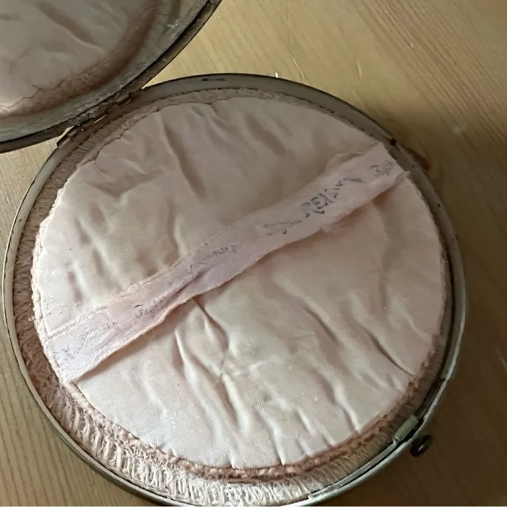 Vintage Compact Powder and Puff Rex Fifth Avenue - 1960's - Gold Plated Large